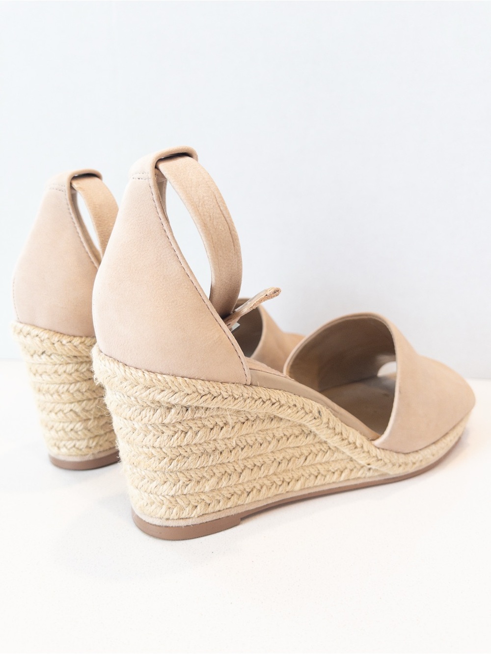 Women’s Beige Suede Espadrille Wedge Sandals Size 6 - Picture 3 of 8